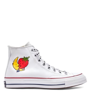• Brand Converse
  • Material Upper: Canvas
Sole: Rubber
  • Design Rooted in streetwear and activism, the design keeps Converse’s classic silhouette intact while layering in hand-drawn artwork and ironic charm that make a visual statement — all while supporting community farming and food equity.
  • Colour White
  • Style Premium organic cotton canvas upper