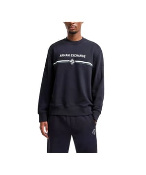 Sweat Armani Exchange Diamond Homme Bleu Coton. Authentique Vetement de la marque Armani Exchange - design streetwear/sportswear de Armani Exchange - Armani Exchange pour Homme fashion, parfait pour la vie de tous les jours - Sweat Armani Exchange de couleur Bleu s'associe parfaitement avec le reste de votre dressing - matiere Coton confortable -   classic - Diamond -