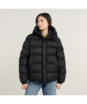 Peak hood, raised front, pull cords. Concealed zipper closure, wind blocker with snap buttons. Welt pockets with snap button closure. Additional inner cuff. Inside: drawstring at the edge, inner pocket. Snap button & zip cl. Puffer Whistler Short offers a comfy hood with a raised front and an extended peak. Cut in a shorter length this padded jacket has a drawcord inside to tighten the waist. The zipper is covered by a wind guard. Also the inner cuffs protect against the wind. Pockets are added to the waist and the inside. 100% Polyester (Recycled). Compact woven. Loose
