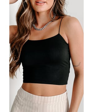 Zwarte Spaghetti Top met Dunne Bandjes en Strakke Pasvorm  
  Flirterige cropped pasvorm  
  Spaghetti bandjes  
  Effen kleur ontwerp  
  Zacht rekbaar materiaal voor comfort  
  Hoge elasticiteit  
Materiaal: 65% Polyester, 30% Viscose, 5% Elastan