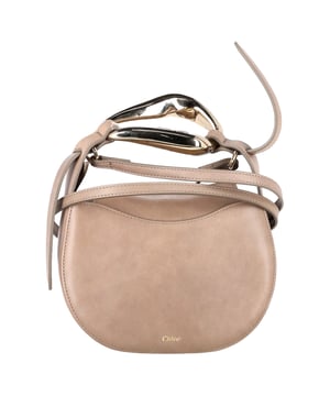 VINTAGE, RRP AS NEW
The Chloé Small Kiss Bag blends soft structure with bold detailing, crafted in smooth grained calfskin leather for a luxurious hand feel. Featuring a sculptural gold-tone handle—shaped like a kiss—and a removable long leather strap, this piece transitions easily from shoulder bag to handheld clutch. The interior is lined in beige suede with a convenient slip pocket for essentials.


Chloé Small Grain Kiss Bag Motty in Beige Calfskin Leather
Condition: Very good
Signs of wear: No retail tag, Minor sign of wear or markings., Lightly used but very well maintained. Minor creasing, light worn corners, light scratches.
Packaging: Dust bag
Color: beige
Material: Leather | leather
Size: One Size | One Size
Measurements: Width: 200; Height: 80; Length: 180; Handle drop: 120; Strap length: 1000
SKU: NAPPUGBBA520633W