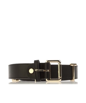 Complete your ensemble with this Winter Emma Belt from Mario Valentino which has been crafted with faux leather and features a sleek  slim design that has been decorated with gold toned metal hardware.