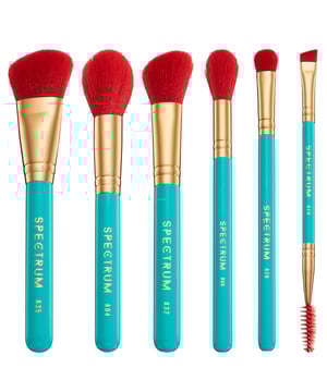 Elevate your beauty routine with the Spectrum Cannes 6 Piece Makeup Brush Set, designed for the modern traveler. This luxurious collection includes six essential brushes for flawless application of face and eye makeup, making it the perfect companion for your adventures. Lightweight and compact, these brushes fit effortlessly into your carry-on, reminding you of your favorite glamorous destinations. Ideal for women who appreciate style and functionality, this set is a must-have for beauty enthusiasts on the go.