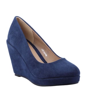 Boven: Suède. Binnenzool: Synthetisch. Buitenzool: Synthetisch. Lichtgewicht. Wig. Snit: Laag. Ontwerp: Eenvoudig. Teenstijl: Puntig. Sluiting: Slip-on.