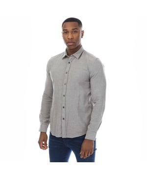 100% Baumwolle. Design: Logo, Strukturiert. Button-Down-Kragen. Passform: Schmal. Bündchen: Geknöpft. Mit Kragen. Langärmlig. S: 96,52 cm. M: 102 cm. L: 112 cm. XL: 121,92 cm. XXL: 132 cm. 3XL: 142 cm.
