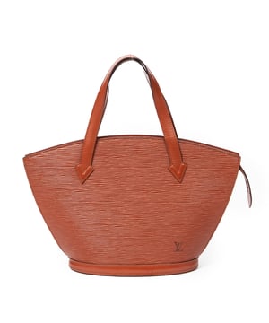 Louis Vuitton Bolsos St-Jacques PM Bolso en Bronceado Piel de becerro y Latón dorado hardware. El producto esta en Perfectas Condiciones (AA).
  Dimensiones: 23x24x10 cm 
  Accesorios incluidos: None
  
  BrandCo Paris encuentra artículos raros y en las mejores condiciones a precios increíbles. ¡Vale la pena tener paciencia! Compra con confianza: todos los artículos de BrandCo Paris son seleccionados y autenticados cuidadosamente por nuestro equipo de expertos.
  Todos los artículos vienen con un certificado de autenticidad y un embalaje entregado por BrandCo Paris.
  Tabla de clasificación de la condición del artículo
  N (como nuevo)
  AA (perfecto estado)
  A (excelente estado)
  AB (muy buen estado)
  B (bueno/regular)