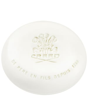 Experience the essence of sophistication with Creed Aventus Luxury Perfumed Soap. Launched in 2010 to mark Creed's 250th anniversary, this soap embodies the spirit of a historic emperor with its bold fragrance. The top notes of blackcurrant, Italian bergamot, apple, and pineapple create a fresh and invigorating opening. The heart reveals earthy notes complemented by florals such as rose, jasmine, and patchouli, while the rich base of oak moss, ambergris, and vanilla leaves a lasting impression. Perfect for men seeking a touch of luxury in their grooming routine.