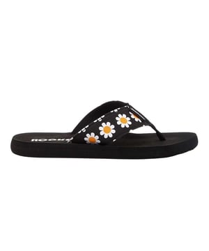 Bovenstuk: Textiel. Binnenzool: EVA. Buitenzool: EVA. Geweven riemen. Flatform. Hakhoogte: 1,9 cm. Ontwerp: Madeliefje. Teenstijl: Post. Sluiting: Slip-on.