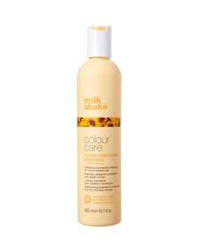 Discover the milk_shake Colour Care Colour Maintainer Shampoo, specially designed for maintaining the vibrancy of coloured hair. This gentle cleansing shampoo is enriched with nourishing wheat and milk proteins that support hair vitality, repair damage, and condition the cortex and cuticles. Enjoy soft, shiny, and healthy-looking hair every day. Easy to use: simply apply to damp hair, lather, and rinse thoroughly. Ideal for women who want to protect their colour-treated locks while promoting overall hair health. Volume: 300 ml.