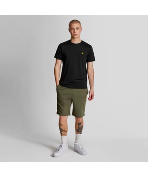 taille met rijgkoord.2 zijzakken.dubbel gestikte beenopening.normale pasvorm.