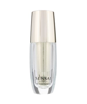 Descubre el poder transformador de SENSAI Ultimate The Concentrate, un lujoso suero anti-edad diseñado específicamente para pieles maduras. Cargado de ingredientes que nutren la piel, este suero potencia la vitalidad y ayuda a reparar los daños causados por los rayos UV y los radicales libres. La formulación única incluye L-Carnitina, que contribuye a la renovación celular para lograr una apariencia juvenil. Para obtener resultados óptimos, aplícalo por las mañanas y por las noches en tu rostro. Experimenta una piel más suave y saludable con cada uso.