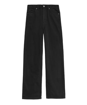 Fitting slim at the hips and loose through the leg, wide-leg jeans are the statement style that's incredibly comfy. This high-waisted pair comes in an authentic stretch denim that's made using soft cotton rich material. Wear them with heels for a leg-lengthening look or with trainers for a more dressed-down take.

32".