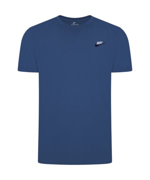 Update your everyday essentials with the men's Core T-Shirt from Nike.
Coming in a classic Blue colourway, this regular-fit tee is crafted from soft, lightweight cotton for all-day comfort. It features a ribbed crew neck and short sleeves, delivering a timeless silhouette. Finished with the iconic Nike Swoosh logo on the chest for a signature touch.