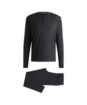 67% Lyocell, 28% Wol, 5% Elastaan. Ontwerp: Geborduurd, Monogram. Zakken: 2 Zijzakken. Zoom: Gerimpeld. Waistline: Elastiek. Hals: Henley. Mouwtype: Met lange mouwen. Stoftechnologie: Rekken. 3 knopenlijst. Sluiting: Pull Over, Pull-On. Inhoud: 1 zwembroekje, 1 topje. Geschikt: Regelmatig. Duurzaamheid: verantwoord ingekocht. M: 38 in.