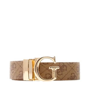Ceinture Guess Calista 4G Femme Beige Polyester. Authentique Accessoire de la marque Guess - design streetwear/sportswear de Guess - Guess pour Femme fashion, parfait pour la vie de tous les jours - Ceinture Guess de couleur Beige s'associe parfaitement avec le reste de votre dressing - matiere Polyester confortable -   classic - Calista 4G -