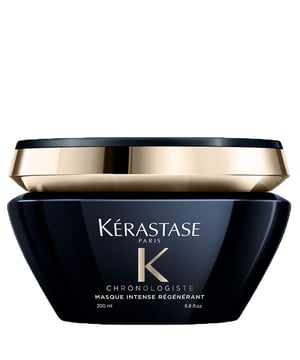 Revitalisieren Sie Ihr Haar mit der Kérastase Chronologiste Youth Revitalising Masque. Diese luxuriöse 200 ml Behandlung ist speziell für vitalitätsloses Haar entwickelt und stellt die Haarfaser wieder her und macht sie weich, während sie gleichzeitig die Kopfhaut reinigt. Wichtige Inhaltsstoffe sind Abyssine, die Reizungen lindert; Vitamine A und E zur Reparatur und zum Schutz; sowie Ceramide, die den Glanz erhöhen und das Haar stärken. Zur Anwendung gleichmäßig von den Wurzeln bis zu den Spitzen nach dem Shampoo auftragen und nach 5 Minuten ausspülen. Kérastase engagiert sich für nachhaltige Praktiken, nutzt recycelbare Verpackungen und erreicht Kohlenstoffneutralität im Produktionswerk.