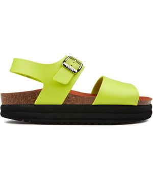 Zet je beste beentje voor met de Vegan Clove voetbedsandaal van V.GAN. De sandalen hebben felgekleurde bandjes met een verstelbare metalen gesp en een dikke, platte zool met dubbele hoogte. De glijbaan is PETA-goedgekeurd en gemaakt van duurzame en ethisch geproduceerde materialen. Dit is ethische, veganistische mode op zijn best.