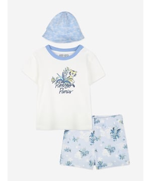 Introducing the exquisite Baby Boys Short Set in Blue by Kenzo the quintessence of luxury for SS2025. This chic ensemble is specially crafted for the little gentlemen in your life, blending style and comfort seamlessly. Iconic Kenzo charm The set features Kenzo's signature touch, making it a coveted, designer staple. Breathable fabric Crafted with premium, soft materials ensuring comfort for all-day play. Vibrant hues The bright blue colour brings a cheerful vibe to your boys wardrobe.Elevate your child's style with Kenzo's luxurious set a true amalgamation of fashion and function. Order now!