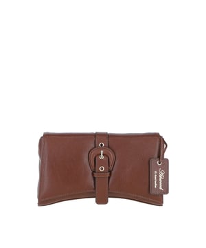 Crafted for effortless elegance, this ladies' leather crossbody bag blends style and functionality in a sleek, compact design. Made from premium genuine leather with gold-colored hardware, it features a secure magnetic closure and an adjustable strap (55 cm – 65 cm) for a customized fit. Designed for practicality, it offers two internal pockets and one external pocket to keep essentials organized while maintaining a refined silhouette. With dimensions of 26 cm (L) x 4.5 cm (W) x 14.5 cm (H), this chic accessory is perfect for any occasion.