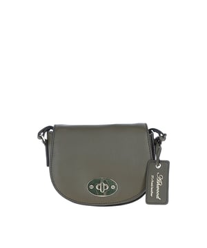 Elegance and sophistication come together in this beautifully crafted 'Borsa della Moda' saddle crossbody bag. Made with genuine leather, it showcases the high-quality craftsmanship associated with Ashwood Leather. Adorned with metallic gold hardware which not only adds to its aesthetic appeal but also ensures durability. The exquisite design makes it a perfect accessory for both day and night outings. Comes with a signature tag, marking its authenticity and brand association. Whether you're headed to a formal event or just out for a casual day, this 'Borsa della Moda' crossbody bag is sure to elevate your style quotient. Its versatile design allows it to be paired with various outfits, making it a must-have addition to your accessory collection.Dimensions (L) 17cm (W) 5.5cm (H) 14cm.