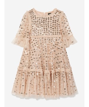 Needle Thread envision fairy tale aesthetics in their vintage-inspired silhouettes. This girls raindrop sequin antique gold occasion dress captures the beautiful precision and charm of the British label. Crafted in enchanting kisses 'tulle', it is embellished with ruffles and gold sequins all over creating a whimsical and timeless look for your little one. Made in India Sheer Elbow-Length Sleeves Silky Lianing Tulle Underskirt 100 Recycled Polyester 100 Recycled Polyester Lining