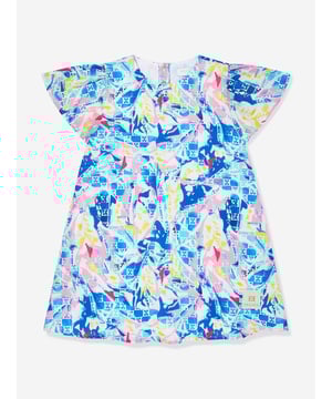 German heritage luxury label Escada embody modern innovation with timeless elegance. This girls tropical breeze dress is a captivating construction. Woven in intense, multicoloured, geometric blue print reminiscent of the sea. With delicate Escada motifs and the signature embroidered badge, she will be obsessed. Round Neck Straight Hem 100 Cotton