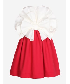 Jessie and James combine innovation with folklore in their holiday season abstracts. This girls Out of the Blue Fan Bow ruffle dress in red is reflective of the British label's luxurious, contemporary elegance. Made in beautiful high quality via an exggerated large fan bow in cream. She will embody unparalleled elegance this Christmas. Ruffle Design Zip Fastening Sleeveless