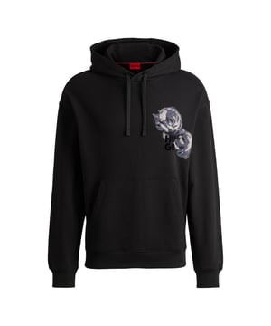 100% Baumwolle. Design: Rückseitiger Aufdruck, Floral, Logo. Kapuzenmerkmale: mit Kordelzug, Aufnähen. Saum: gerippt. Mit Kapuze. Langärmlig. Bündchen: gerippt. Passform: leger. Taschenart: 1 Kängurutasche. Zum Überziehen. S: 96,52 cm. M: 102 cm. L: 112 cm. XL: 121,92 cm.