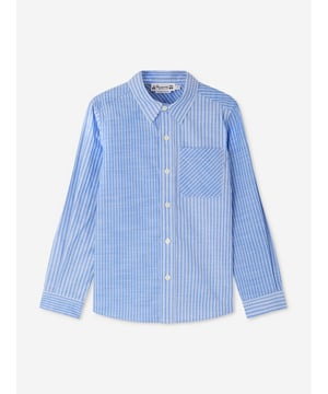 Introducing the exquisite Boys Tango Shirt in Blue by Bonpoint, a quintessential addition for discerning young gentlemen this SS2025. Each detail is finely crafted to ensure a standout wardrobe piece Elegant Colour A rich blue hue that complements any occasion. Premium Fabric Luxuriously soft for all-day comfort. Classic Fit Tailored for a smart, sleek silhouette. Versatile Style Perfect for both casual and formal settings.Elevate your boy's style with the timeless elegance of Bonpoint. Order now!