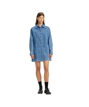 100% Katoen. Stof: Denim. Geschikt: Regelmatig. Ontwerp: Eenvoudig. Sluiting: Knoopsluiting. Halsuitsnijding: Omgeslagen kraag. Mouwtype: Met lange mouwen. Zakken: 2 Zijzakken. Manchet: Geknoopt. 8 UK: 32 in. 10 VK: 33 in. 14 VK: 37 in. 16 VK: 39 in.