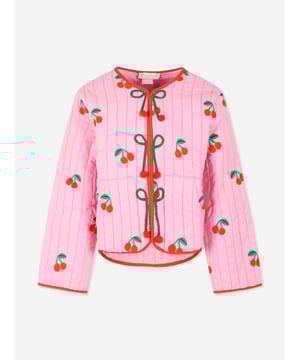 Dazzle her wardrobe with the exquisite Stella McCartney Girls Quilted Embroidered Cherries Jacket in pink, a quintessential piece for SS2025. Charming Embroidery Delightful cherry motifs provide a whimsical yet chic allure. Luxurious Quilting Offers both warmth and a plush feel, ensuring comfort with elegance. Signature Stella Style Pink hue and premium craftsmanship reflect Stella McCartney's iconic aesthetic.Transform her seasonal ensemble with this enchanting jacket. Perfect for making every outing stylishly memorable!