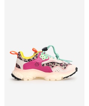 Flower Mountain combine vibrant imagery with beautiful, eco-friendly properties. These Doi Junior multicoloured trainers are engineered in a vegan design. They feature man-made uppers with faux fur leopard print detailing and bright pink overlays. Bold yellow and turquoise detailing completes this enigmatic look. She will be obsessed. UPPER Man-Made UPPER Faux-Fur LINING Fabric OUTSOLE Rubber