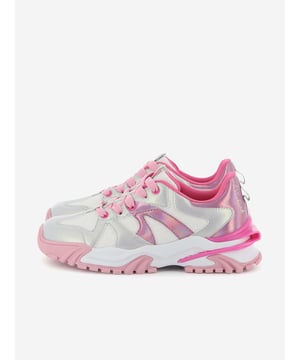 Introducing the billieblush Girls Iridescent Athletic Trainers in White, an enchanting addition to any young lady's wardrobe for SS2025! These trainers blend dazzling style with essential comfort. Perfectly tailored for the playful and chic Captivating Iridescent Finish Adds a magical sparkle with every step. Supreme Comfort Crafted for all-day wear without compromising on style. Versatile White Hue Matches seamlessly with seasonal outfits.Elevate her style with these exquisite trainers from billieblush!