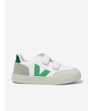 Embrace the sophistication of Boys ChromeFree Leather V-12 Trainers in White by Veja. A must-have luxury for your Boys wardrobe, featuring High-grade ChromeFree Leather This is a sustainable footwear option, making it an eco-friendly choice and a symbol of exclusivity. Stylish Design The clean white hue combined with the sleek silhouette exudes a modern charm and versatility, perfect for any outfit. Ultimate Comfort This high-end designer trainer, lined with organic cotton and wild rubber, ensures optimal comfort and durability. Adorn your Boys in Veja's quality footwear! Amplify their style with these trendy V-12 Trainers in White. Order now and leave an everlasting impression.