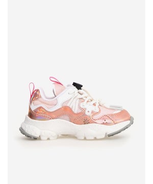 Flower Mountain combine urban functionality with natural elements into their designs. These kids metallic Yamano 3 trainers in multicolour embody the Japanese label's passion for nature landscapes. NOTE Fit is Half a Size Up Refer to EU Size. Multicolour Patterns Chunky Silhouette Toggle Lace Closure UPPER Man-Made OUTSOLE Rubber LINING Textile