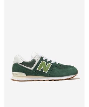 Introducing the Kids 574 Logo Trainers in Green by New Balance a fashion-forward choice for your child's casual ensemble. Here are some key features that make it unique Striking design Crafted with a stylish logo print that brings a chic and playful touch to the shoes, designed to be a standout piece. Comfort Durability Precision-made from top-quality materials, promising exceptional comfort for your little one's daily escapades, as well as lasting durability. A trendy addition to your child's unisex wardrobe! Don't miss out on these Kids 574 Logo Trainers in Green from New Balance. Order now and let your child ooze charm and taste!