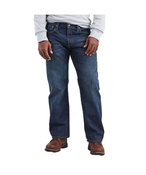 100% Baumwolle. Gewebe: Denim, Stretch. Design: Logo, Patch. Taschenart: Zwei Seitentaschen, Eine Münzentasche, 2 Taschen hinten. Knopfverschluss, Hosenschlitz mit Reißverschluss. Gürtelschlaufen, Marken Aufnäher, Gerades Bein. Denim-Waschung: Dunkle Waschung.
