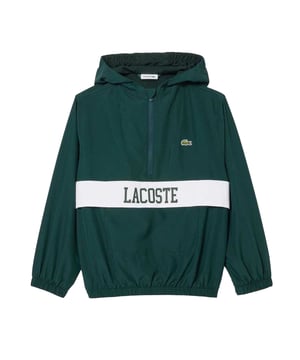 100% Polyester. Voering: mesh, gerecycled polyester. Stof: Taffeta. Ontwerp: Geborduurd logo, Effen. Kap Kenmerken: Aannaaien. Halslijn: Kapitein. Mouwtype: Met lange mouwen. Zakken: 1 voorzak, klepsluiting. Sluiting: Halve Rits, Pull Over. 6 jaar: 24 in. 10 jaar: 28 in. 8 jaar: 25 in.