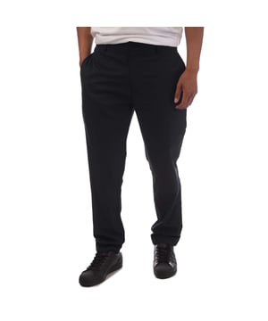 100% Polyester. Ontwerp: Eenvoudig. Sluiting: Knoop, Ritsgat. Stoftechnologie: Ademend. Riemlussen. Zakken: 2 Zijzakken, 2 Achterzakken. Stijl: Golf.