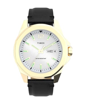 The Mens Essex Avenue Watch TW2W43200 from Timex is a great example of why the Timex range has become so popular. Suitable for most occasions/pursuits it's hard to find a reason why the Mens Essex Avenue Watch TW2W43200 shouldn't be high up on your shopping list. Of course the Timex Mens Essex Avenue Watch comes in it's original packaging, making it an ideal gift.  Dimensions (cm): 10x4x6