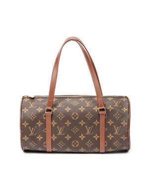 Louis Vuitton Tassen Papillon 30 Schoudertas in de Bruin Gecoat canvas in de Gouden Messing  hardware. Het product is in In Perfecte Staat (AA).
  Afmetingen: 30x15x15 cm 
  Inclusief accessoires: None
  
  BrandCo Paris vindt zeldzame artikelen in de beste staat voor ongelooflijke prijzen. Het is de moeite waard om geduldig te zijn! Koop met vertrouwen: alle artikelen van BrandCo Paris worden zorgvuldig geselecteerd en geverifieerd door ons team van experts.

  Alle artikelen worden geleverd met een certificaat van echtheid en verpakt door BrandCo Paris.

  Classificatietabel voor de conditie van het artikel:

  N (als nieuw)
  AA (perfecte staat)
  A (uitstekende staat)
  AB (zeer goede staat)
  B (goede/redelijke staat)