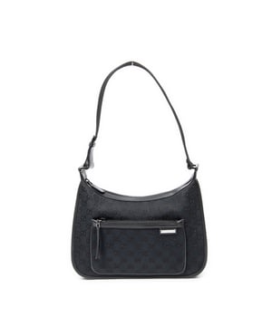 Gucci Tassen Front Pocket Zip Hobo  Schoudertas in de Zwart Doek in de Zilver  hardware. Het product is in In Uitstekende Staat (A).
  Afmetingen: 30x22x6 cm 
  Inclusief accessoires: None
  Opmerkingen over de buitenkant: Lichte krassen op leer
Opmerkingen over de hardware: Licht verkleurde rits
  BrandCo Paris vindt zeldzame artikelen in de beste staat voor ongelooflijke prijzen. Het is de moeite waard om geduldig te zijn! Koop met vertrouwen: alle artikelen van BrandCo Paris worden zorgvuldig geselecteerd en geverifieerd door ons team van experts.

  Alle artikelen worden geleverd met een certificaat van echtheid en verpakt door BrandCo Paris.

  Classificatietabel voor de conditie van het artikel:

  N (als nieuw)
  AA (perfecte staat)
  A (uitstekende staat)
  AB (zeer goede staat)
  B (goede/redelijke staat)