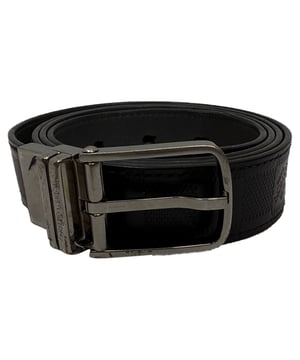 VINTAGE, RRP AS NEW
Refined and versatile, the **Louis Vuitton Damier Infini Belt** in black leather features the brand's iconic checkerboard pattern for a subtle yet distinctive touch of luxury. Crafted with premium materials and a sleek silver-tone buckle, it effortlessly elevates any look. **Style tip:** Wear it with tailored trousers and a crisp button-down for a polished, logo-accented finish that’s perfect for both office and evening wear.

 Louis Vuitton Damier Infini Belt in Black Leather

Condition: Very good
Signs of wear: Lightly used but very well maintained, May show minor signs of wear, scratches , worn corners, minor interior wear.
Packaging: None
Color: Black
Material: Leather |  leather
Size: One size
Measurements: Length 1270 mm
SKU: MRPPUGBAC535773M
