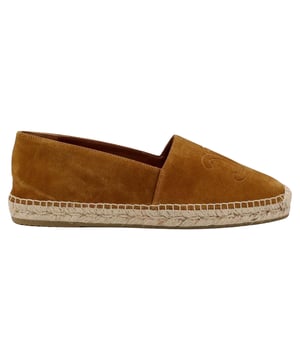 Material: 100 % Kalbsleder

Innenmaterial: Leder
Innensohle: Textil
Sohle: Gummi
Runde Zehenpartie
Marken-Innensohle
Wildlederoptik
Slip-on-Design
Logoprägung oben
Hergestellt in Italien
Geschlecht: HERREN
Produktcode: 359633003C_19DT
Code: SHO NE 1 ES FW24 11793