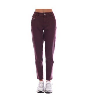Dames Diesel 2017 Slandy Super Skinny-Fit Jeans in rood.- Gulp met rits en knoopsluiting.- Vijf zakken.- Riemlussen.- Super stretch.- Skinny fit.- 94% Katoen 3% Elastomultiester 3% Elastane.- Ref: A0530209F9044G