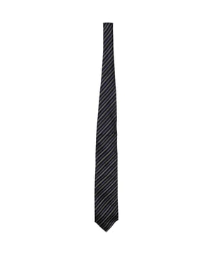 Empfohlener Verkaufspreis
Diese Krawatte von Ermenegildo Zegna aus hochwertiger Seide besticht durch diagonale Jacquardstreifen. Das Design wird durch das wunderschön gestickte Etikett auf der Rückseite abgerundet. Kombinieren Sie sie elegant mit eleganten Hemden.

Ermenegildo Zegna Gestreifte Krawatte aus mehrfarbiger Seide
Material: Seide
Farbe: Mehrfarbig
Größe: Einheitsgröße
Länge: 1520 mm
Höhe: 80 mm
Zustand: sehr gut
Gebrauchsspuren: keine
Artikelnummer: 160023