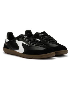 Verhoog je alledaagse stijl met deze veterschoenen in hofschoenstijl van Skechers. Gemaakt met een duurzaam Duraleather bovenwerk en hoogwaardige varkenssuède overlays, heeft deze op sport geïnspireerde schoen een gedurfd contrast 'S'-logo aan de zijkant. De comfortabele Skechers Air-Cooled Memory Foam®-inlegzool zorgt voor ademend, de hele dag comfort. Ideaal voor casual dragen, wandelen of streetwear mode.