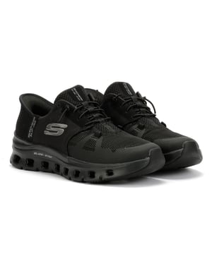 Geniet van comfort en gemak met Skechers Hands Free Slip-ins®. Deze sportieve instap sneaker heeft een ademend mesh bovenwerk met duurzame synthetische hotmelt overlays en stretchveters voor een veilige, probleemloze pasvorm. Ontworpen met het exclusieve Heel Pillow™ van Skechers voor extra hielondersteuning, bevat ook een Skechers Air-Cooled Memory Foam®-inlegzool voor de hele dag demping en een Glide-Step® geometrische middenzool die natuurlijke, responsieve beweging bevordert. Perfect voor wandelen, reizen en dagelijks gebruik.