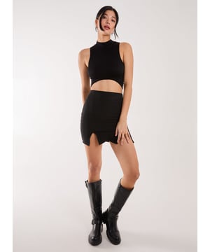 The perfect Bandage Double Split Mini Skirt to show off those legs when the weather begins to warm up! This little number goes with just about anything you team it with!