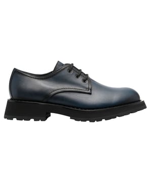Composition: 100% calf leather  

Inner: Leather
Insole: Leather
Sole: Rubber
Round toe
Front lace-up closure
Slip on
Made in Italy
Gender: MEN
Product code: 711121 WHU34_1103
Code: SHO MQ 1 LA FW P00012 1233